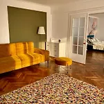 Cloos - Elegant With Panoramic View *