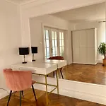Апартаменты Cloos - Elegant With Panoramic View