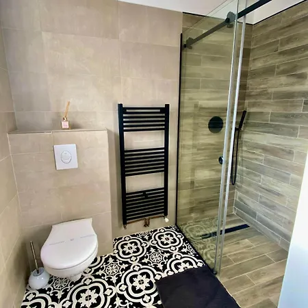 Apartment Cloos - Elegant With Panoramic View Brasov