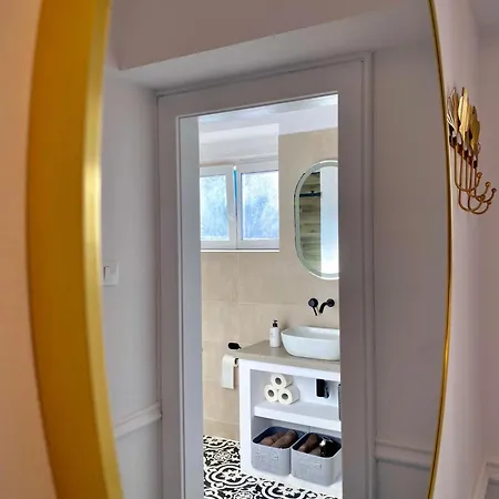 Апартаменты Cloos - Elegant With Panoramic View