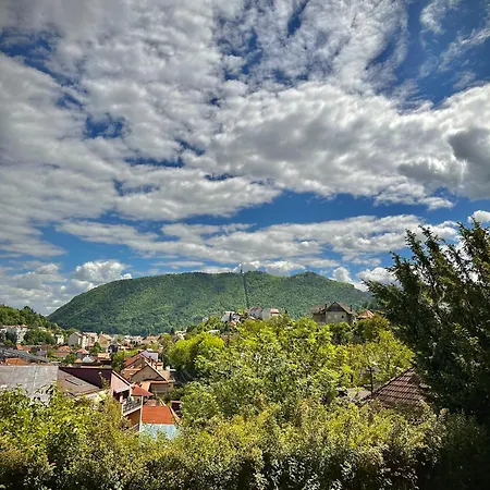 Apartment Cloos - Elegant With Panoramic View Brașov