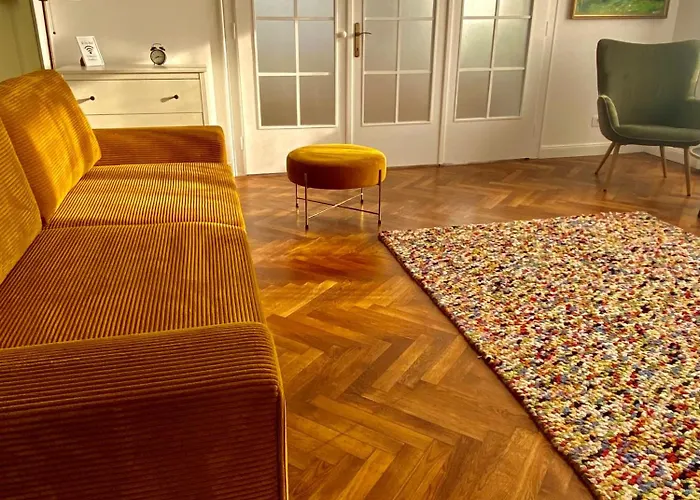 Cloos - Elegant With Panoramic View Apartment Brasov