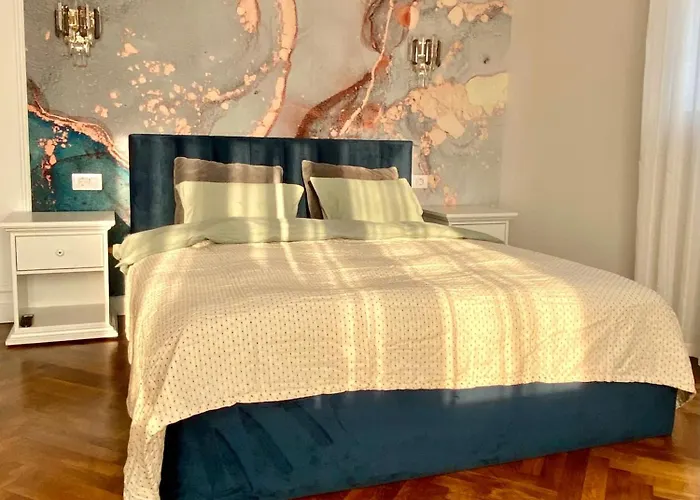 Cloos - Elegant With Panoramic View