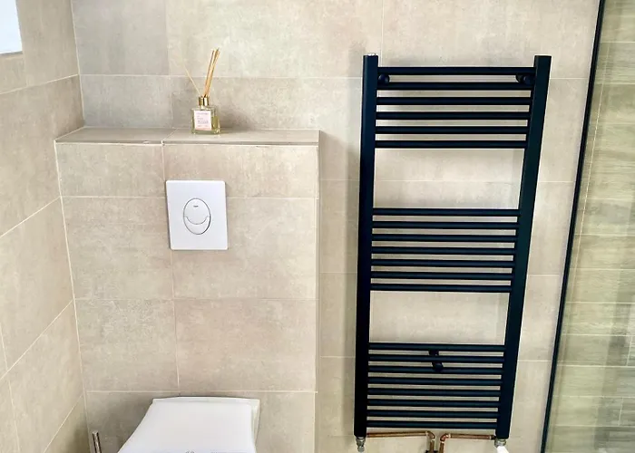 Cloos - Elegant With Panoramic View